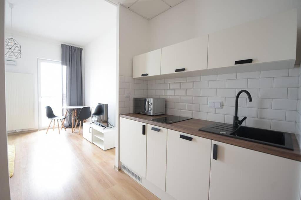 Bliska Wola Expo Central Apartment Warszawa Eksteriør billede